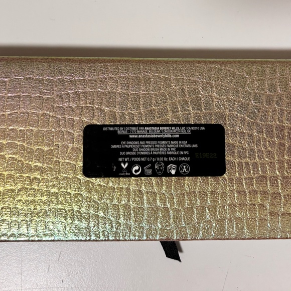 NIB - Limited Edition  - Anastasia Beverly Hills + Jackie Aina Eyeshadow Palette - Picture 5 of 6